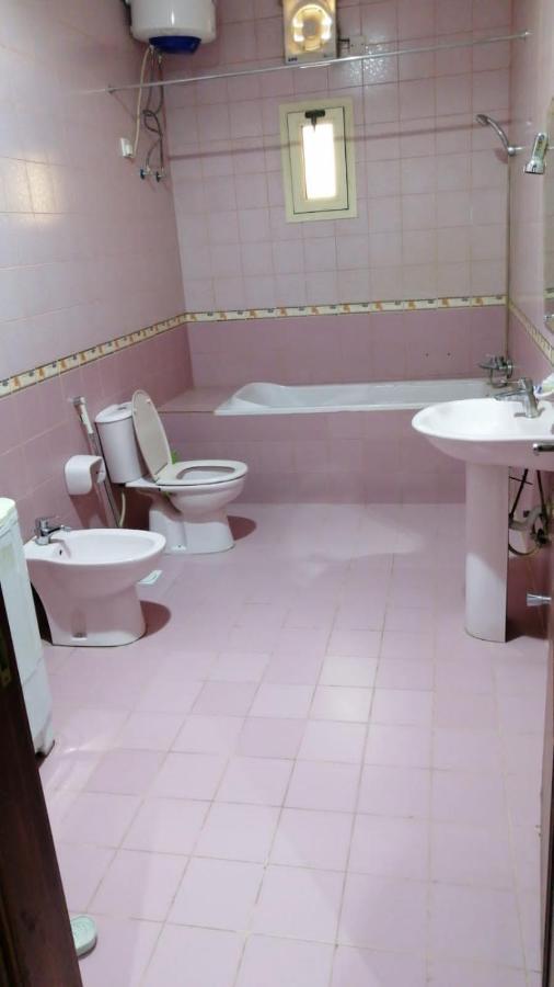 اجنحه البيداء للوحدات السكنيه فرع الجنوبي Abyar 'Ali Exteriör bild